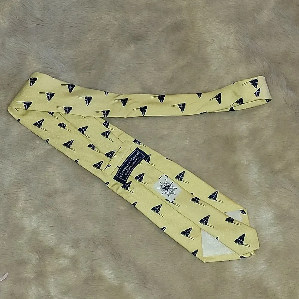VINEYARD VINES SEAWANHAKA CORINTHIAN YACHT CLUB 100% SILK TIE